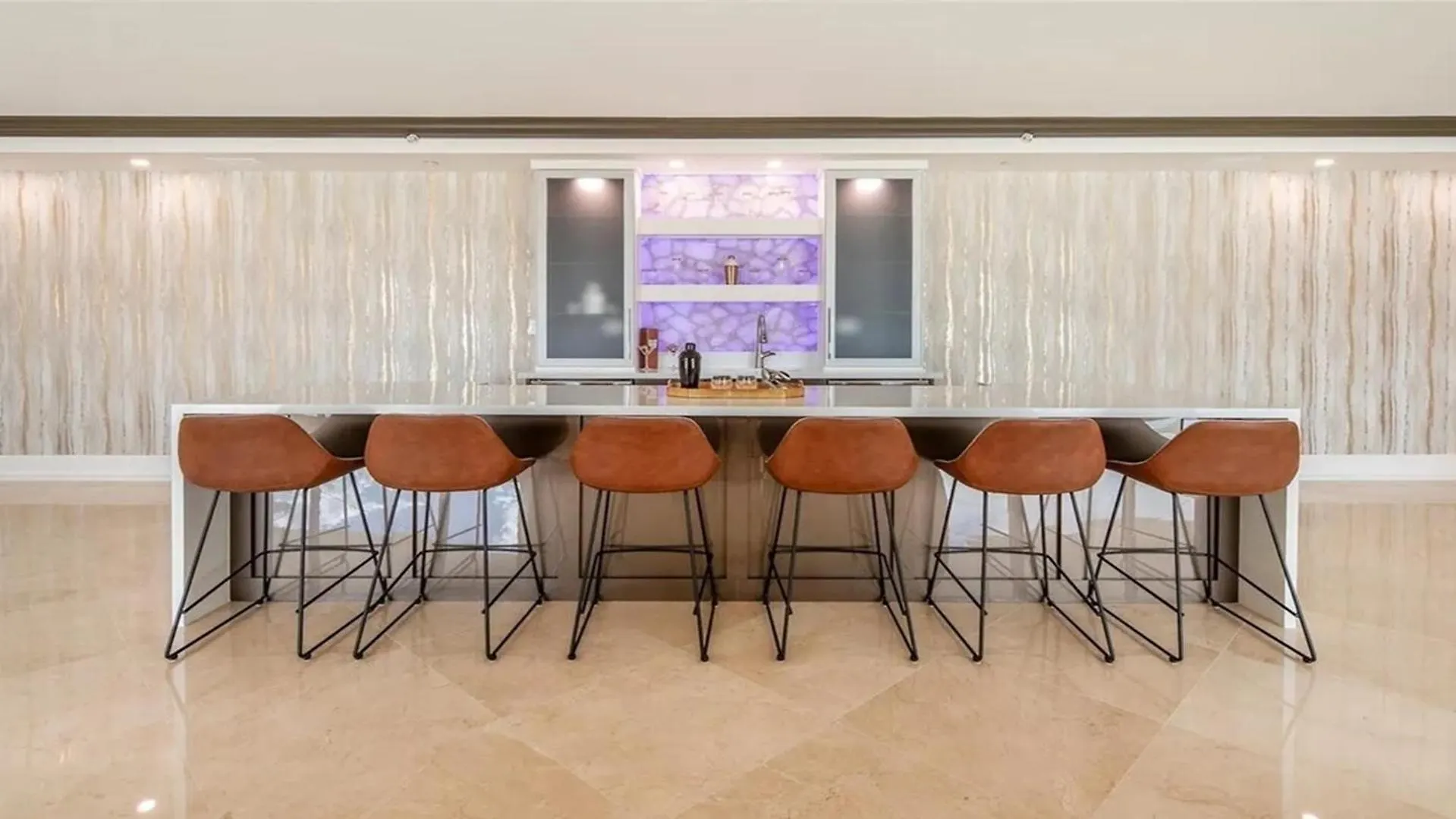 Stunning Four Bedroom Fully Professionally Remodeled Apartment Las Vegas