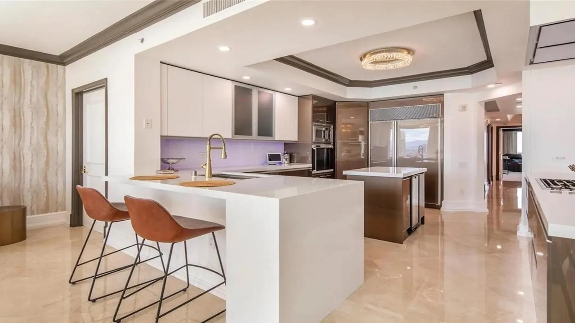 Stunning Four Bedroom Fully Professionally Remodeled Apartment Las Vegas